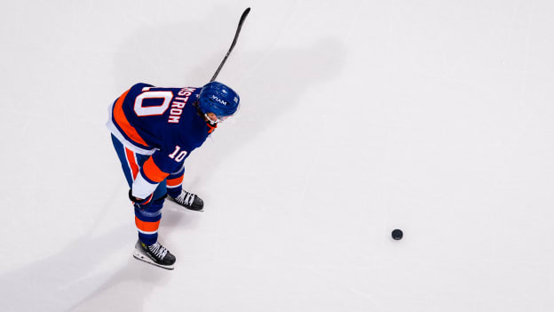 20251128_NYI_PHI_WARMUPS-14