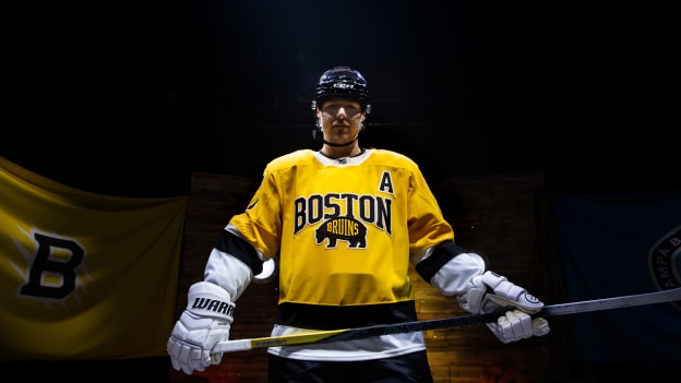 2025_12_03_NHL_StadiumSeries_Bruins_Player_PersonalEdits1152