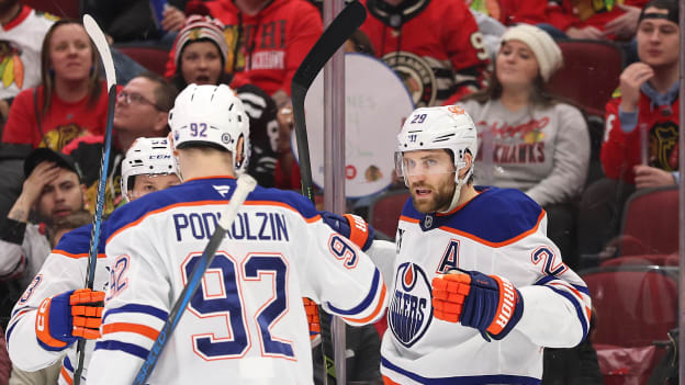 Edmonton Oilers v Chicago Blackhawks