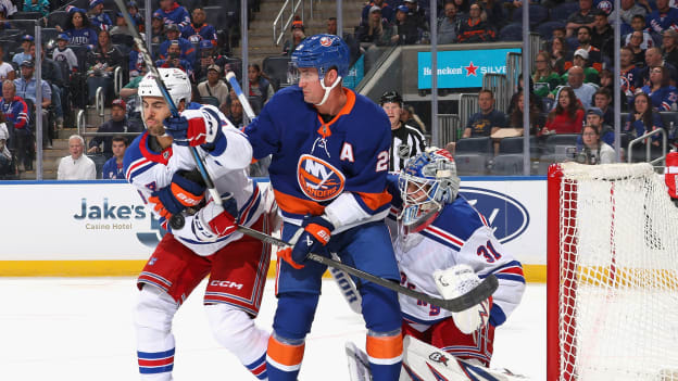 PHOTOS: Islanders 5, Rangers 2