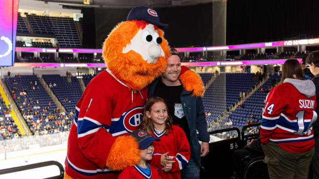 20251003-chc-JR033145