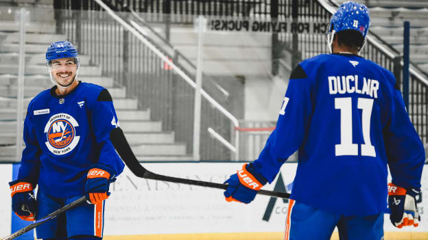 20250919_NYI_TRAININGCAMP_JOHNSTON-23