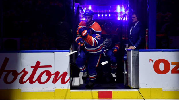 GALLERY: Oilers vs. Flyers