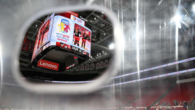 251003IIHFGirlsHockey0008_kdg