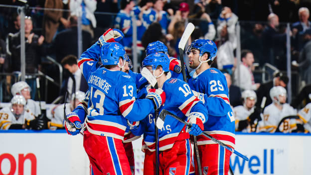 Boston Bruins v New York Rangers