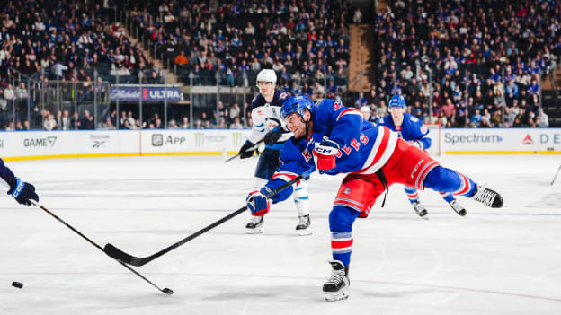 Winnipeg Jets v New York Rangers