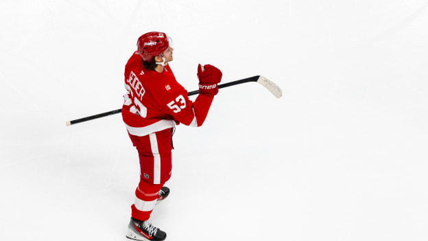 2025_11_13_ANA_ZS_In-Game-053