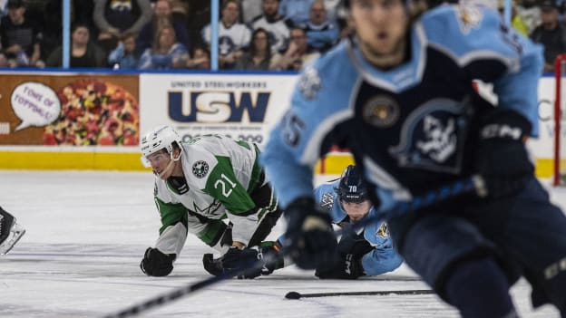 Calder Cup Playoffs Game One: Stars vs. Ads