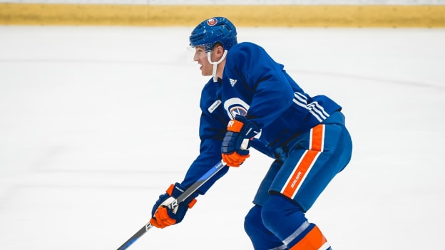 PHOTOS: Islanders Morning Skate Jan. 23
