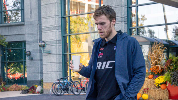 20251021_henrique_shirts-12