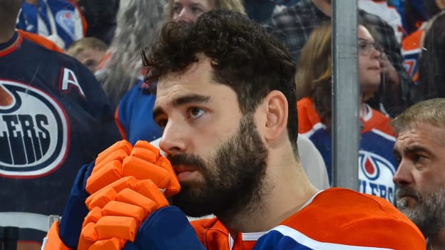 776318424_AD019_GoldenKnights_v_Oilers