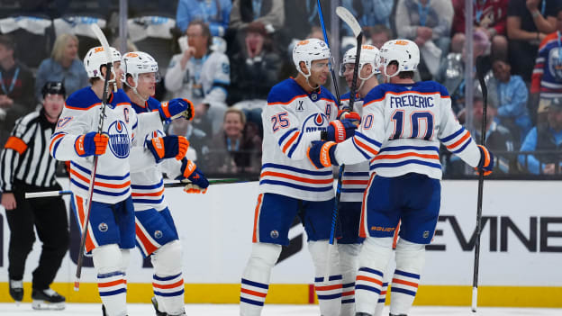 Edmonton Oilers v Utah Mammoth