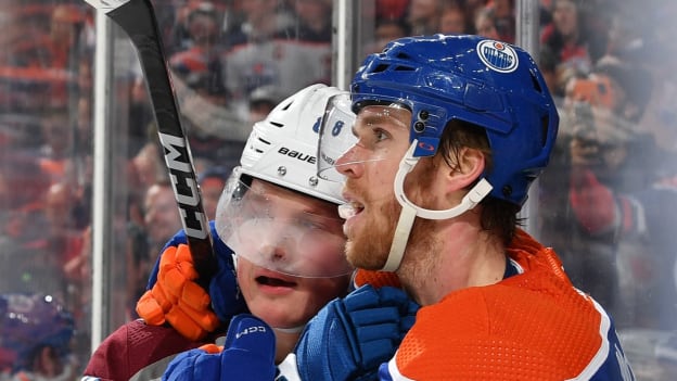 GALLERY: Oilers vs. Avalanche