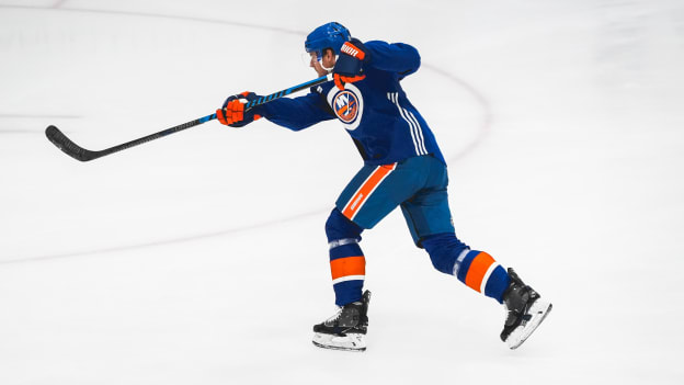 PHOTOS: Islanders Morning Skate Nov. 22, 2023