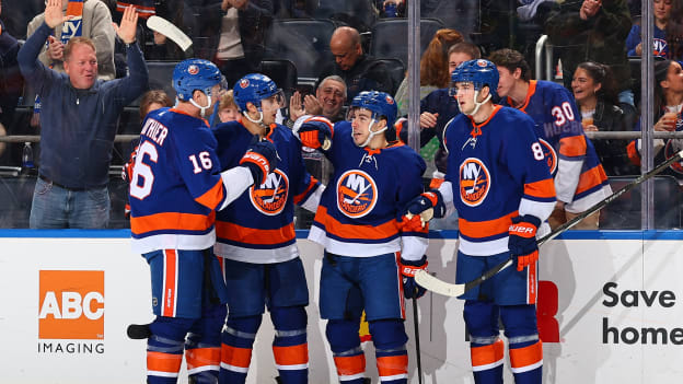 UBS Postgame Photos: Islanders 5, Capitals 1