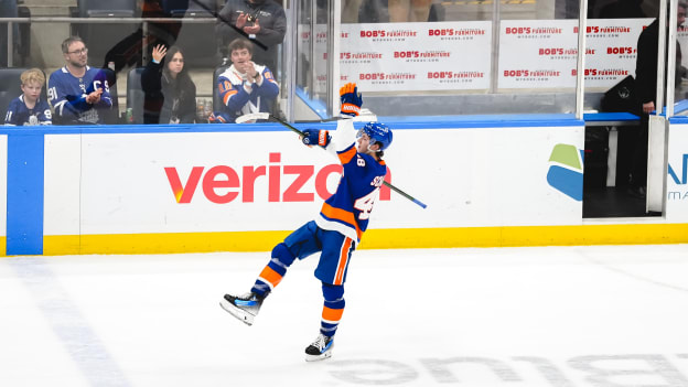 20260103_NYI_TOR_SHAEFOTWIN-17