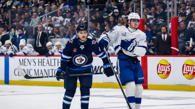 27001984_Tampa_Bay_Lightning_v_Winnipeg_Jets_Andrew_Taylor_(Greenfly)_20241103_221830