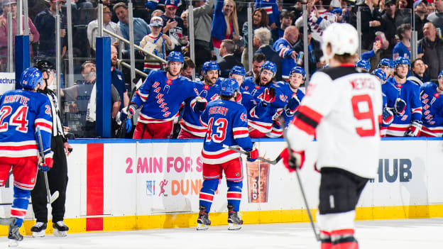 New Jersey Devils v New York Rangers