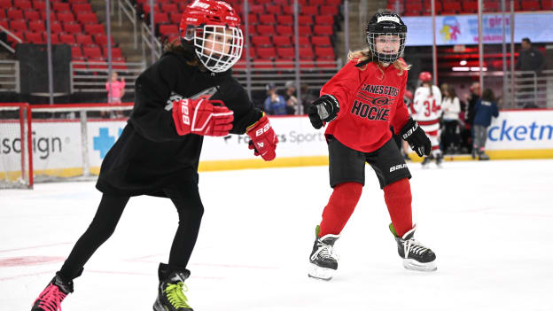 251003IIHFGirlsHockey0088_kdg