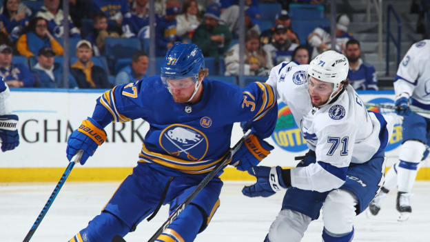 18056034_Tampa_Bay_Lightning_v_Buffalo_Sabres_Andrew_Taylor_(Greenfly)_20231018_004707