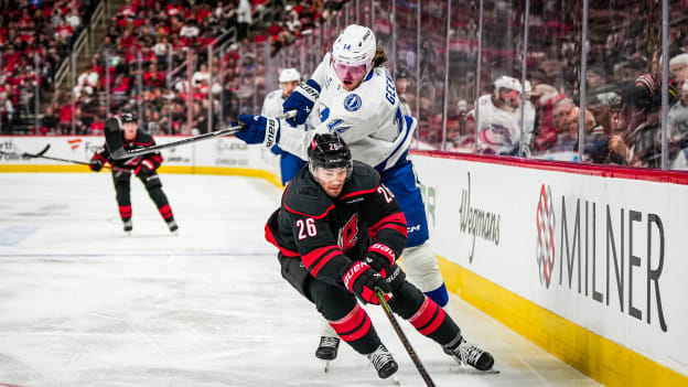 26386223_Tampa_Bay_Lightning_v_Carolina_Hurricanes_Andrew_Taylor_(Greenfly)_20241012_003607