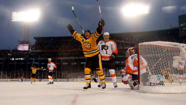 Sturm_Marco_WinterClassic_1-1-10_5_Credit Dave Sandford-NHLI via Getty Images