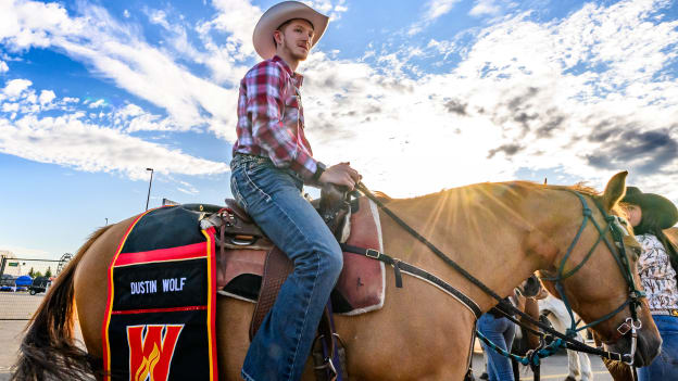 20240705_STAMPEDE_PARADE_STA7082AB