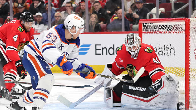 Edmonton Oilers v Chicago Blackhawks