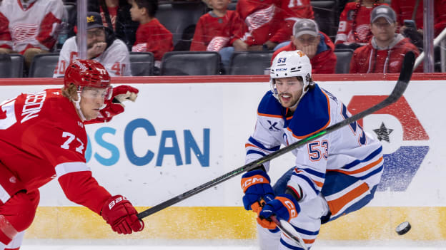 Edmonton Oilers v Detroit Red Wings