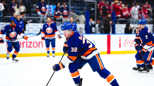 20251023_NYI_DET_WARMUPS-18