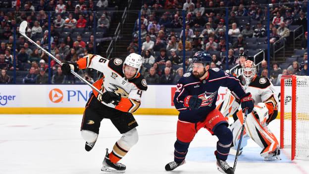 18207857_Anaheim_Ducks_v_Columbus_Blue_Jackets_Andrew_Taylor_(Greenfly)_20231025_183008