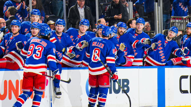 New York Islanders v New York Rangers