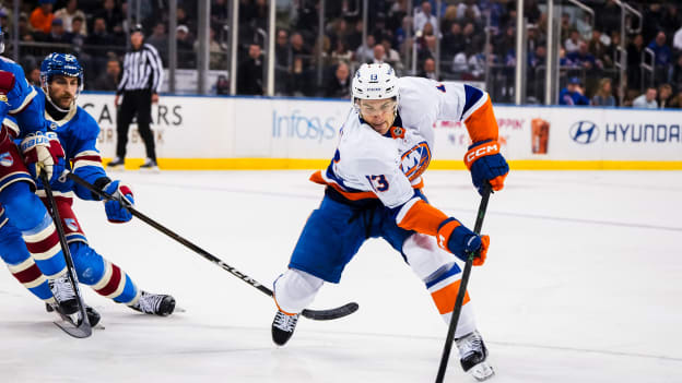 20251108_NYR_NYI_GENERAL_PER1-10