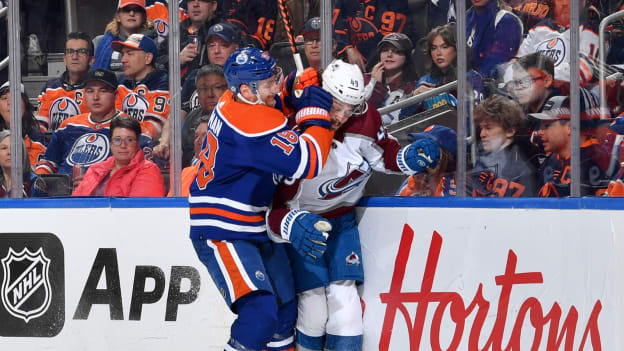 GALLERY: Oilers vs. Avalanche