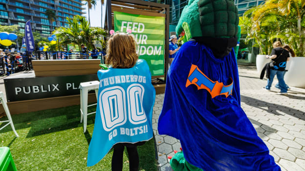 260328-ThunderBug-Birthday-036