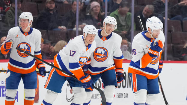 UBS Postgame Photos: Islanders 4, Senators 2