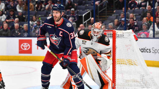 18207715_Anaheim_Ducks_v_Columbus_Blue_Jackets_Andrew_Taylor_(Greenfly)_20231025_182451