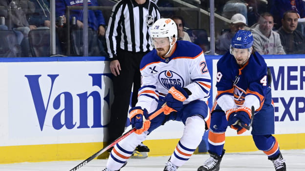 Edmonton Oilers v New York Islanders