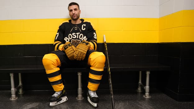 Bruins 2023 Discover NHL Winter Classic Jersey