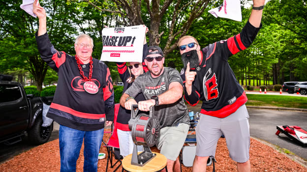 250422_CARvsNJD_RD1_GM2_CH1_1842