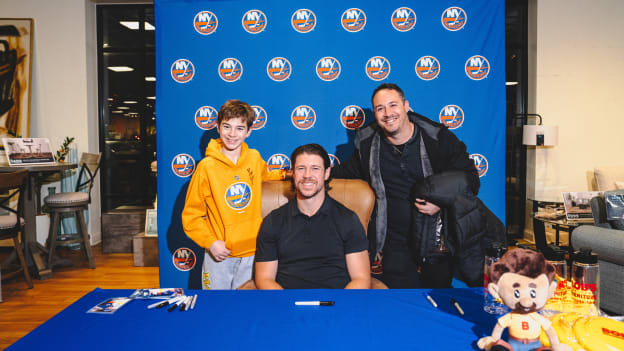 20251121_MATTMARTIN_BOBS-38