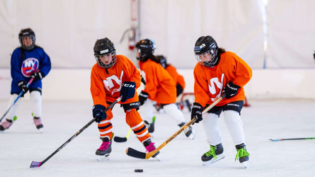 PHOTOS: Girls Hockey Weekend, Presented by Global Industrial