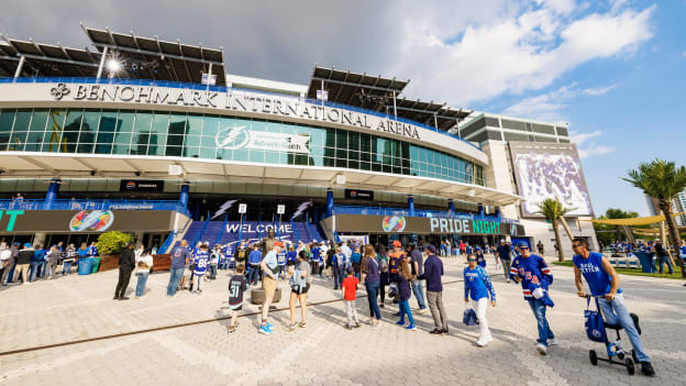 260326-Plaza-PRIDE-TBL-019