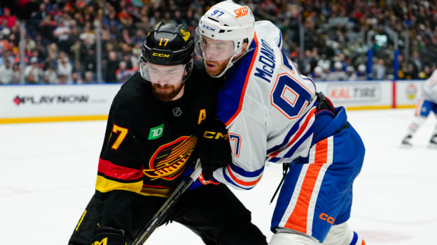 Edmonton Oilers v Vancouver Canucks