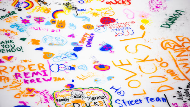 2425_OA_PaintTheIce_023