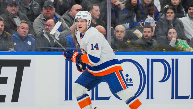 UBS Postgame Photos: Islanders 3, Maple Leafs 2