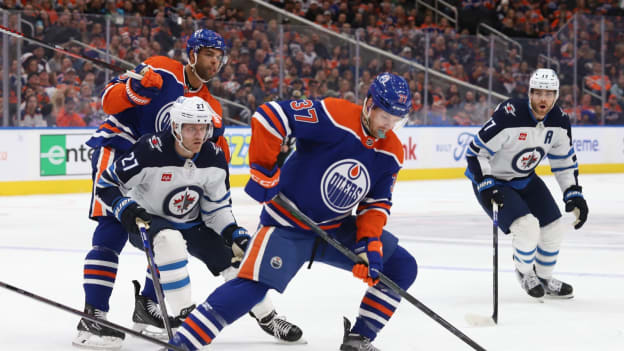 GALLERY: Oilers vs. Jets