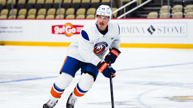 20251009_NYI_PIT_AWAY_MORNINGSKATE-16