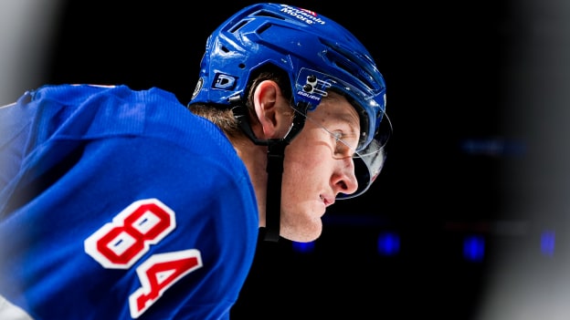 Ottawa Senators v New York Rangers