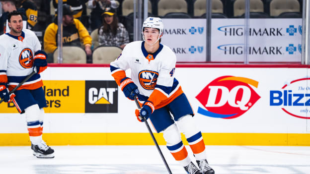 20251009_NYI_PIT_AWAY_WARMUPS-24